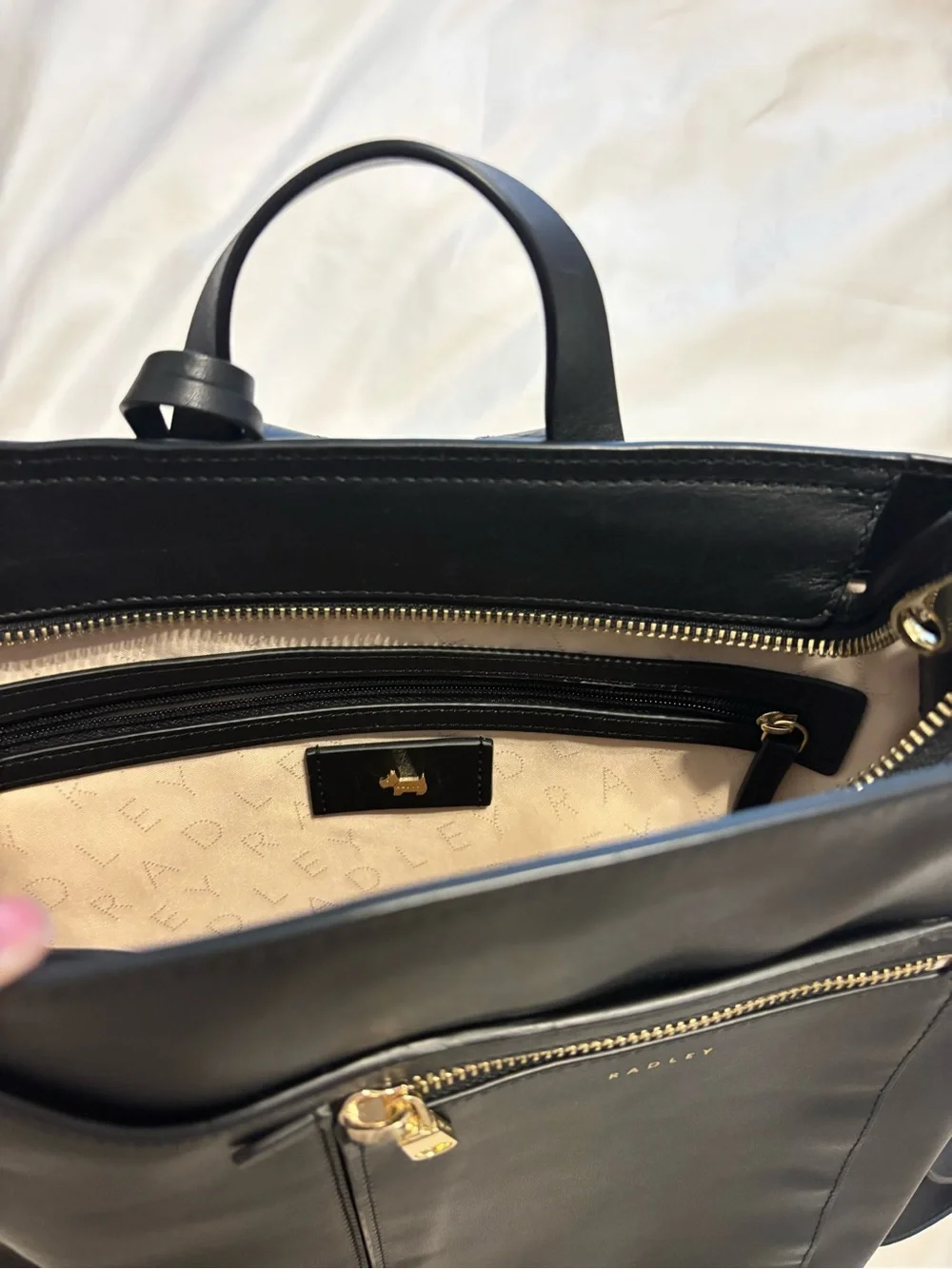RADLEY LONDON Black Leather Backpack with Gold Zip Detail
